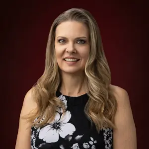 Larissa Rudolph - Paralegal